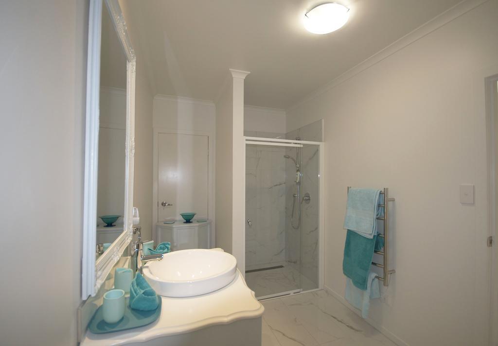 Castlewood Cottage Company Bay Bagian luar foto