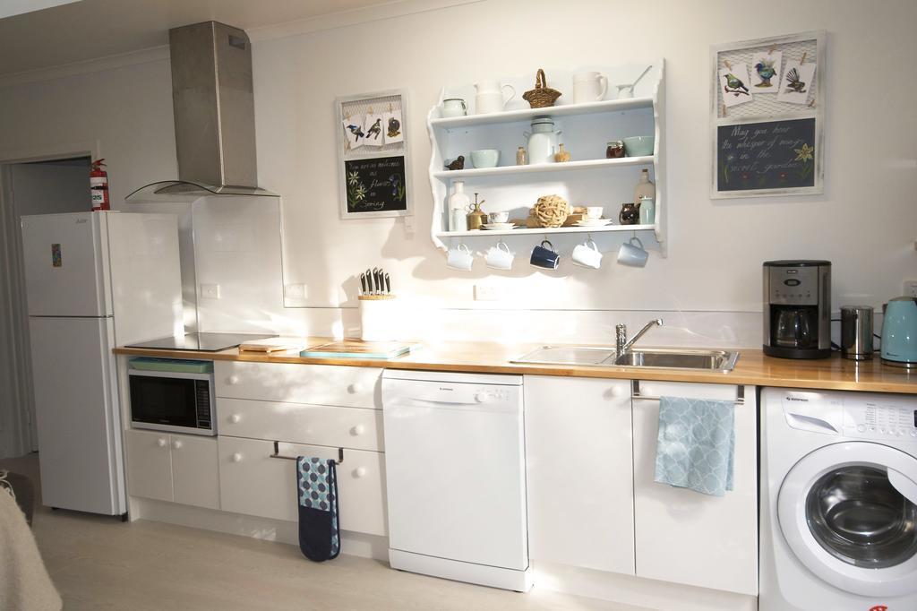Castlewood Cottage Company Bay Bagian luar foto